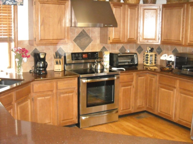 Right Kitchen Remodeling Contractor