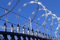 Advantages of Installing Razor Wire Fence Around Your Property