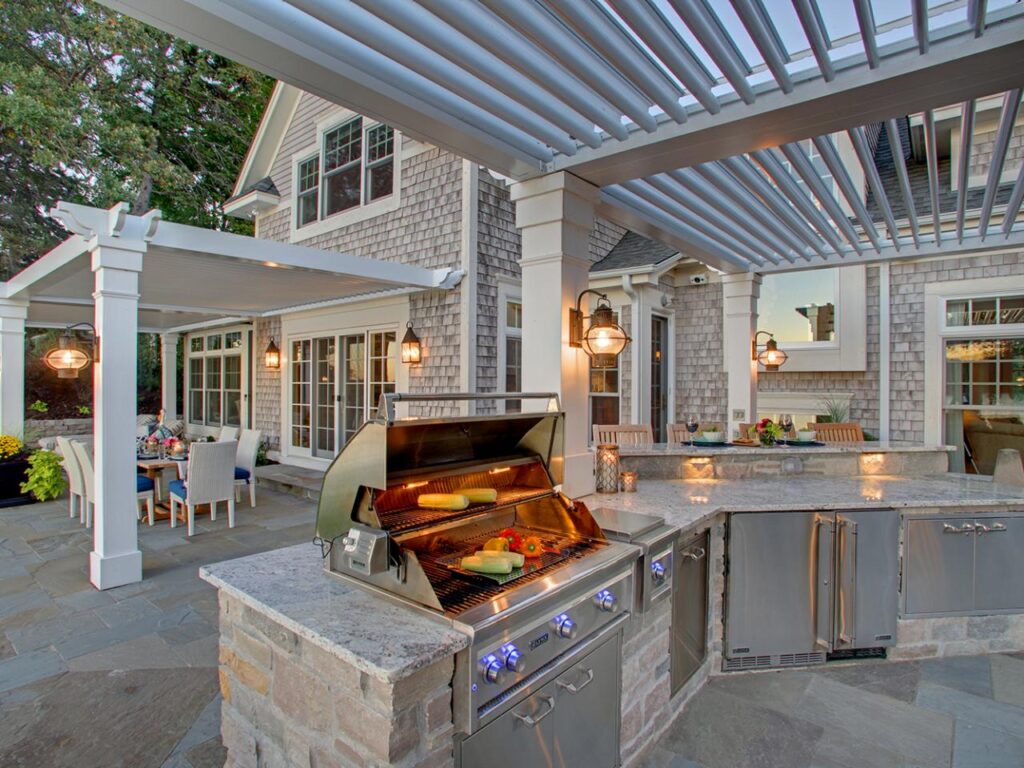 Outdoor Kitchen